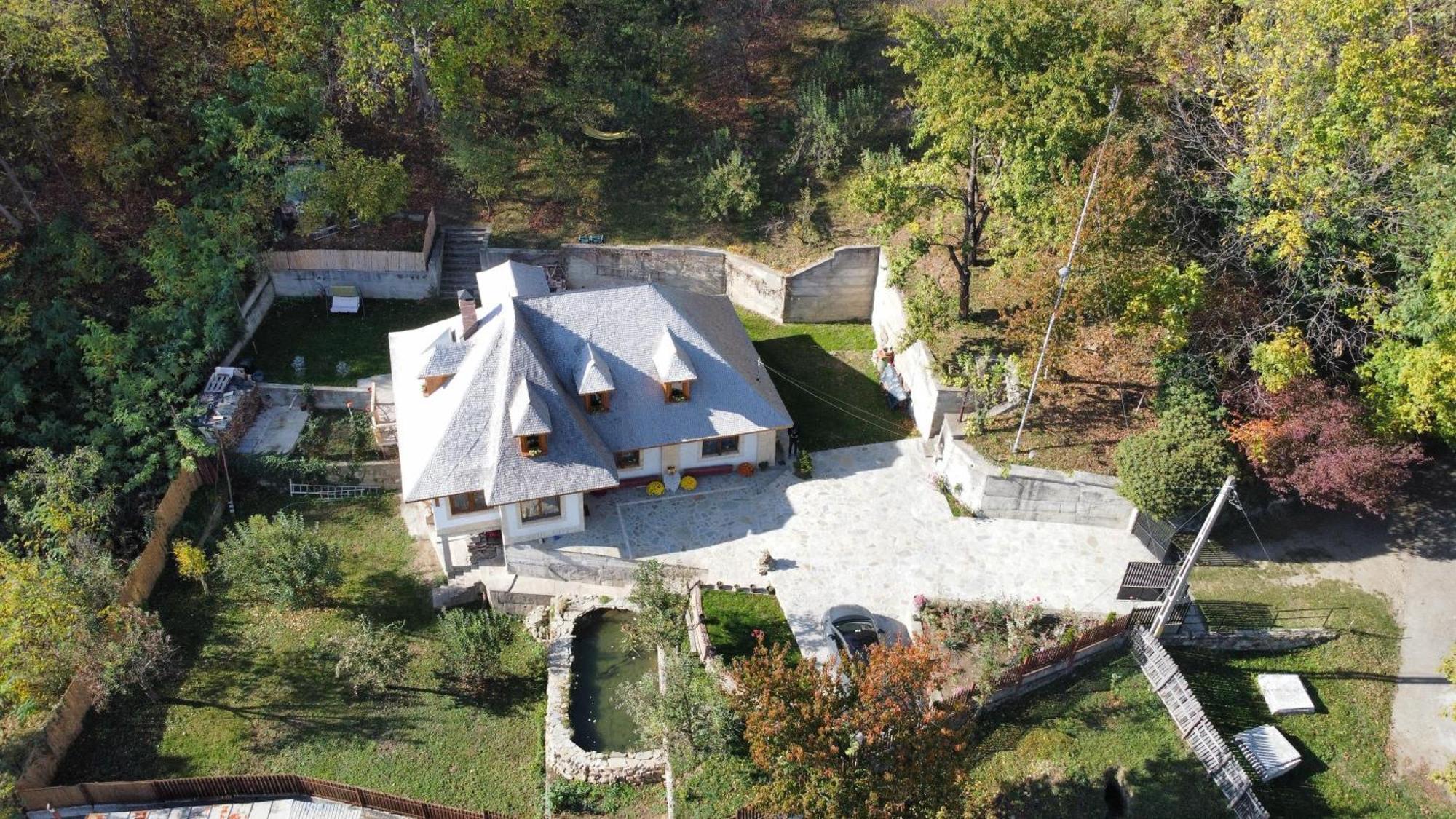 הוילה Vălenii de Munte Casa Cu Sindrila מראה חיצוני תמונה