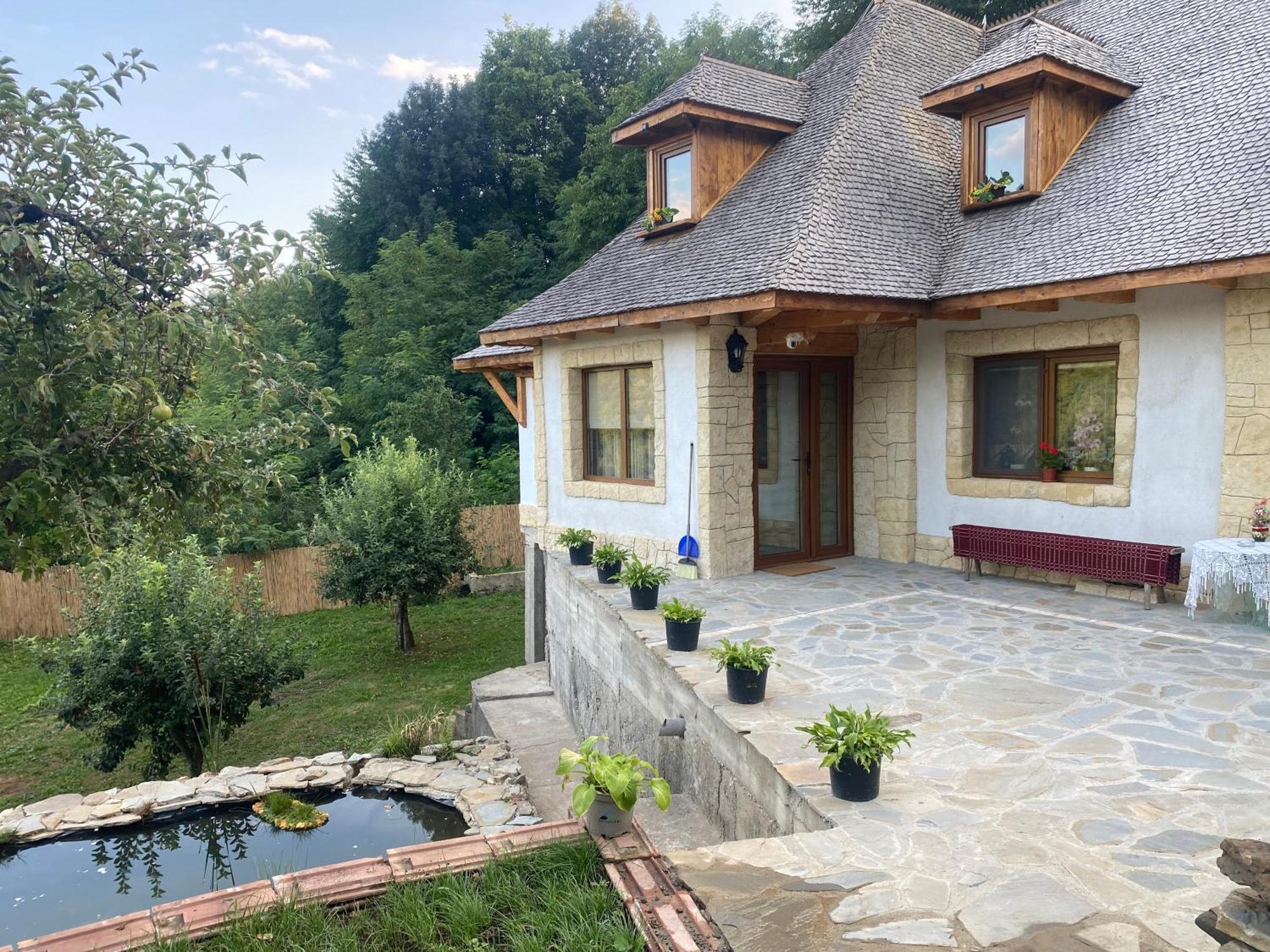הוילה Vălenii de Munte Casa Cu Sindrila מראה חיצוני תמונה